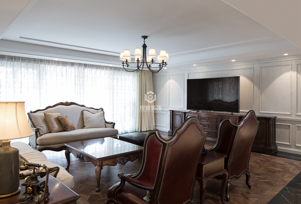 宝山区中环国际118平美式客厅装修效果图