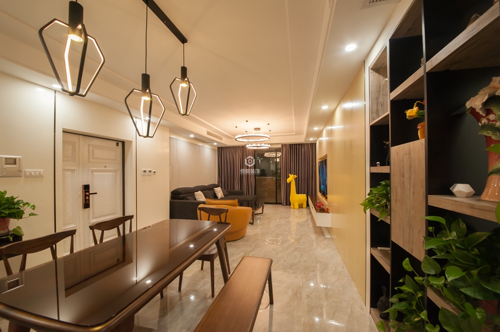 杨浦区硕和苑160平方现代简约风格三室两厅餐厅装修效果图