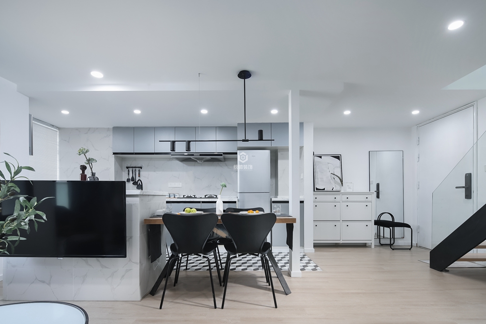 普陀区长发中心140平方现代简约风格复式厨房装修效果图