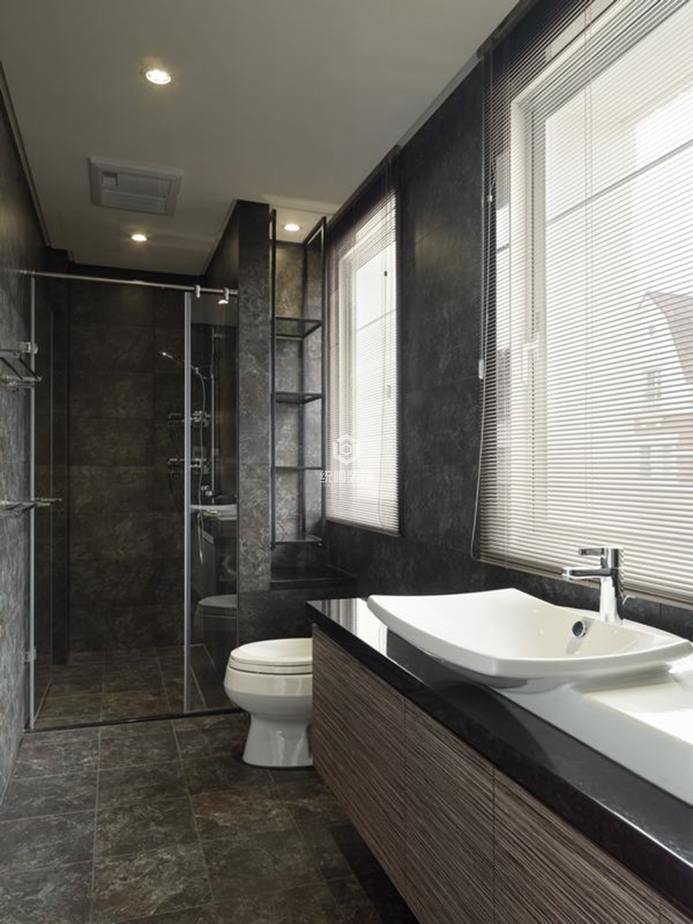 青浦区晴壁园420平方新古典风格别墅卫生间装修效果图
