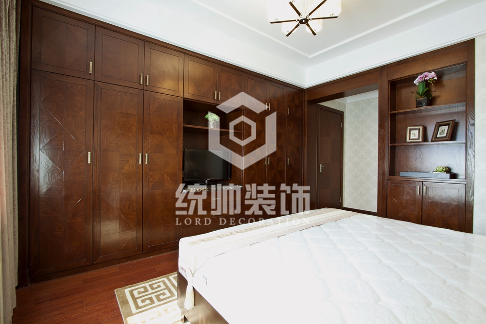 青浦区星江湾170平新中式卧室装修效果图