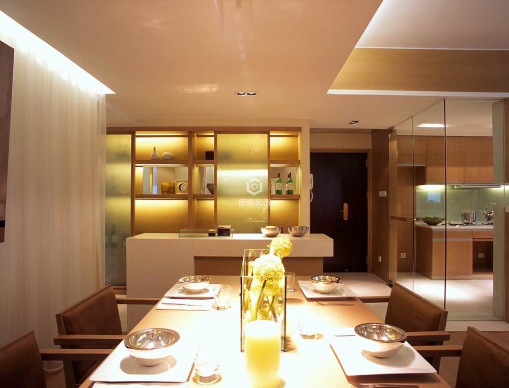 浦東新區東方城市花園150平現代簡約餐廳裝修效果圖
