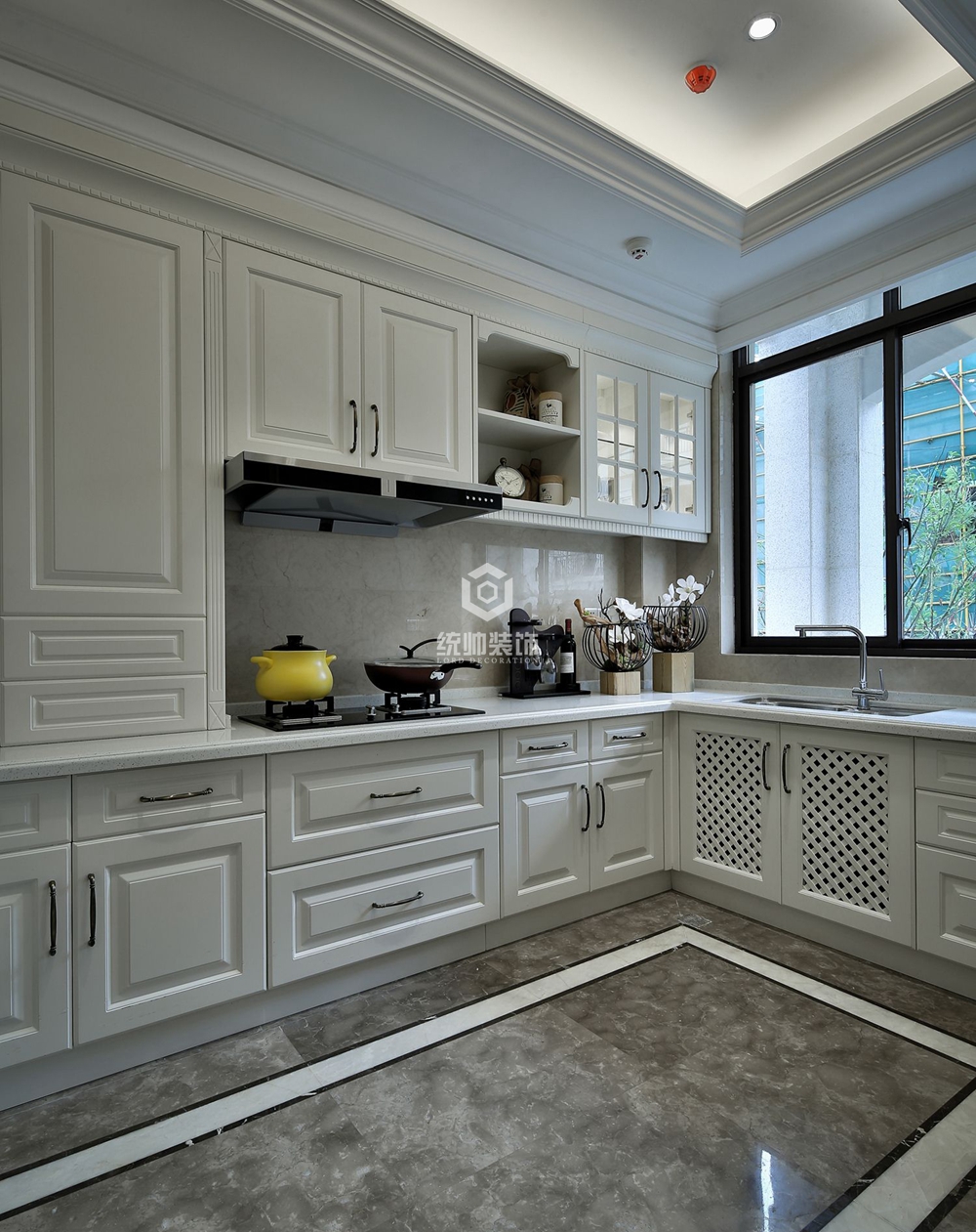 浦东新区森兰名轩330平方美式风格别墅厨房装修效果图