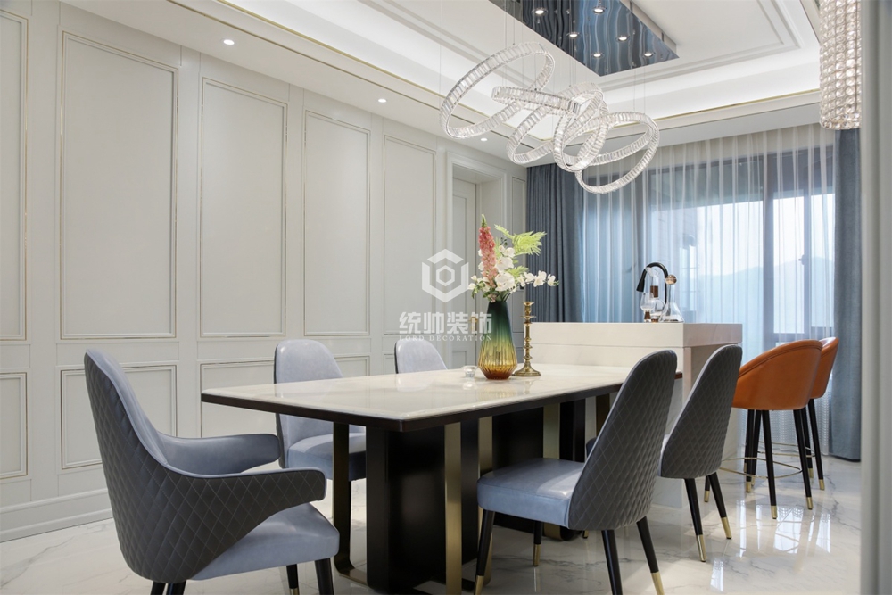 松江区兰园150平方法式风格四室两厅餐厅装修效果图