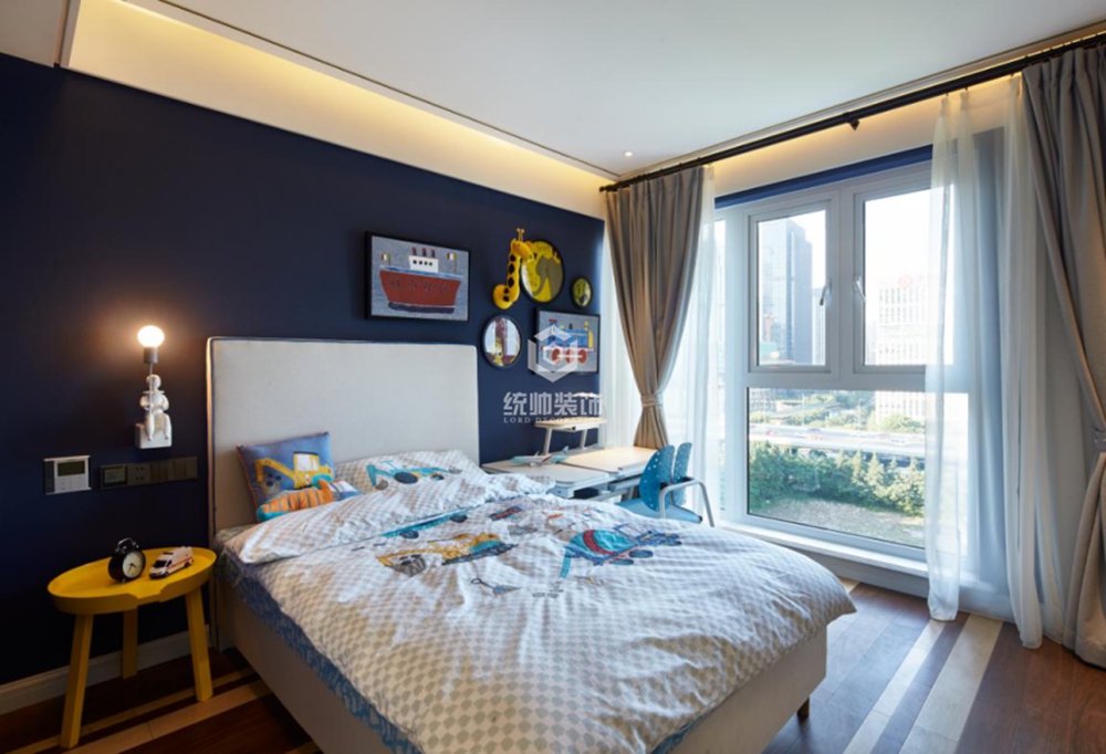 松江区海欣城世纪家园170平现代简约卧室装修效果图