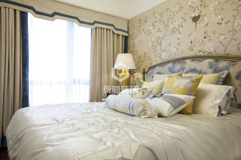 嘉定区金地格林世界圣琼斯湾148平方法式风格3室2厅卧室装修效果图