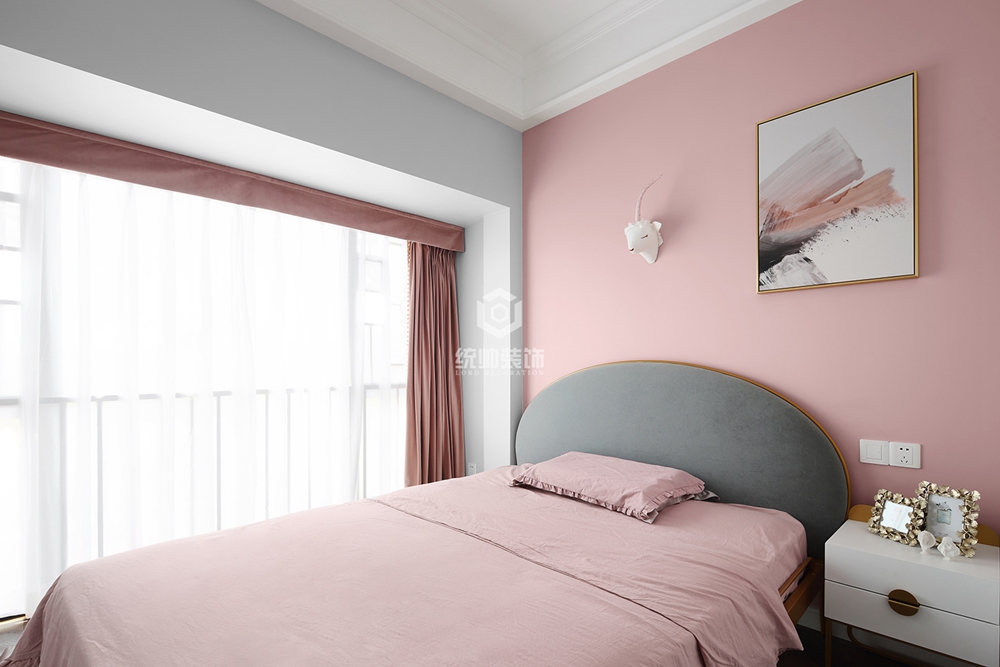 浦东新区香山新村130平方欧式风格三房两厅卧室装修效果图