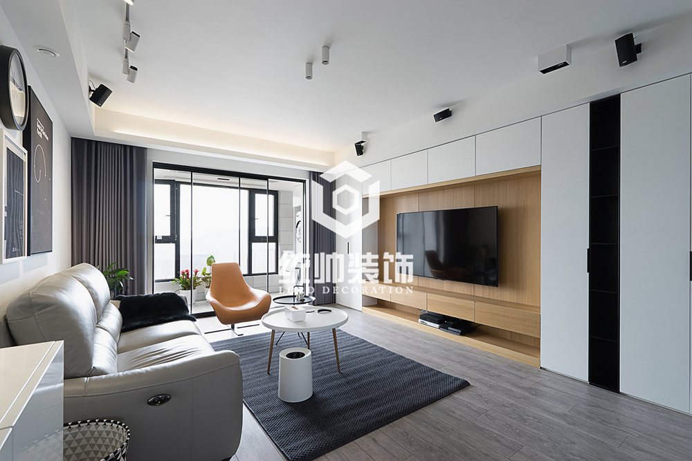 普陀區中海豪庭135平現代簡約客廳裝修效果圖