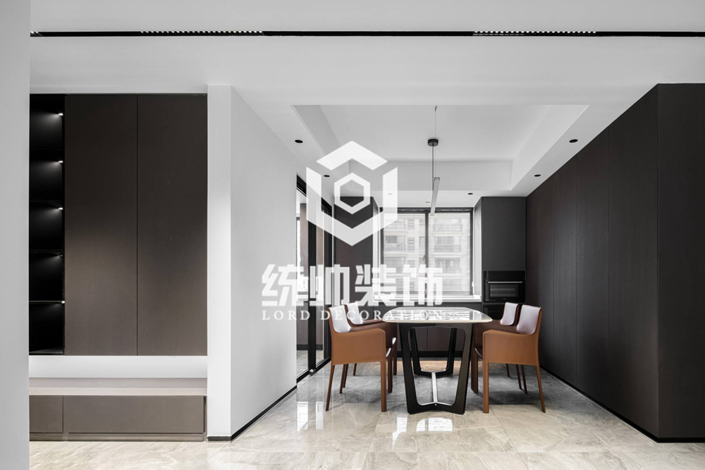 闵行区绿地东上海130平现代简约餐厅装修效果图