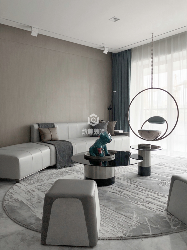 浦东新区东淮海公寓140平现代简约客厅装修效果图