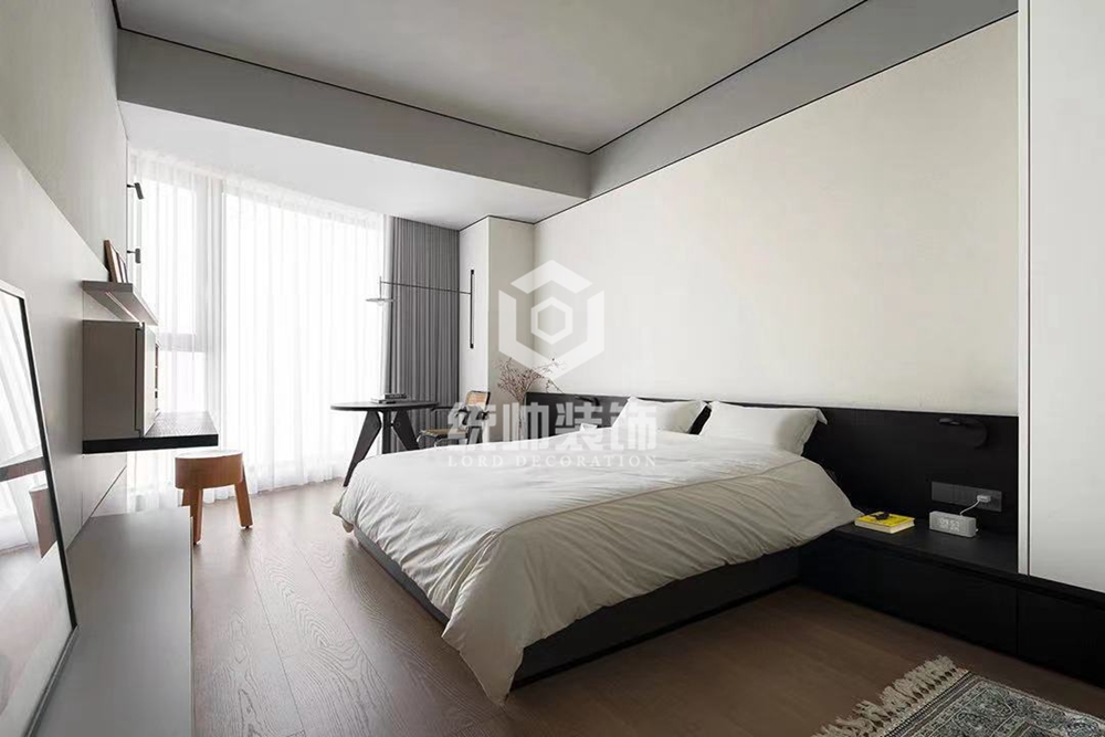 浦东新区天誉半岛私宅300平现代简约卧室装修效果图