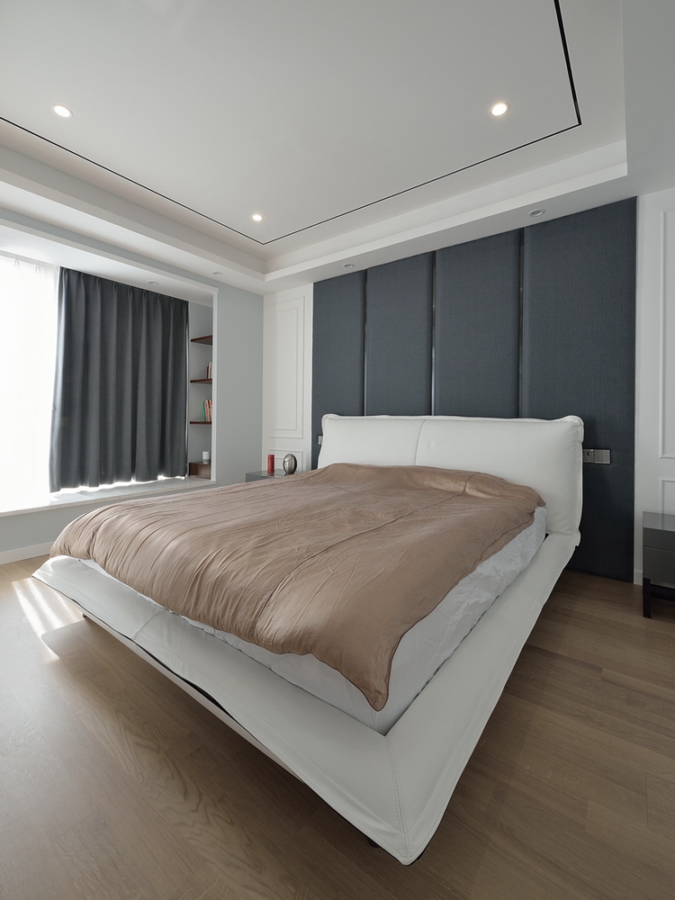 浦东新区左岸生活110平方现代简约风格两房两厅卧室装修效果图