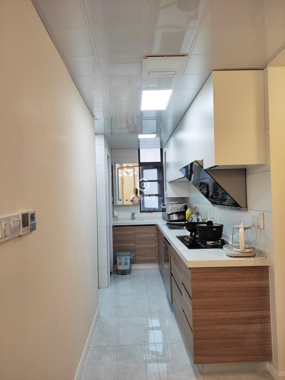 浦東新區梅園三街坊90平現代簡約廚房裝修效果圖