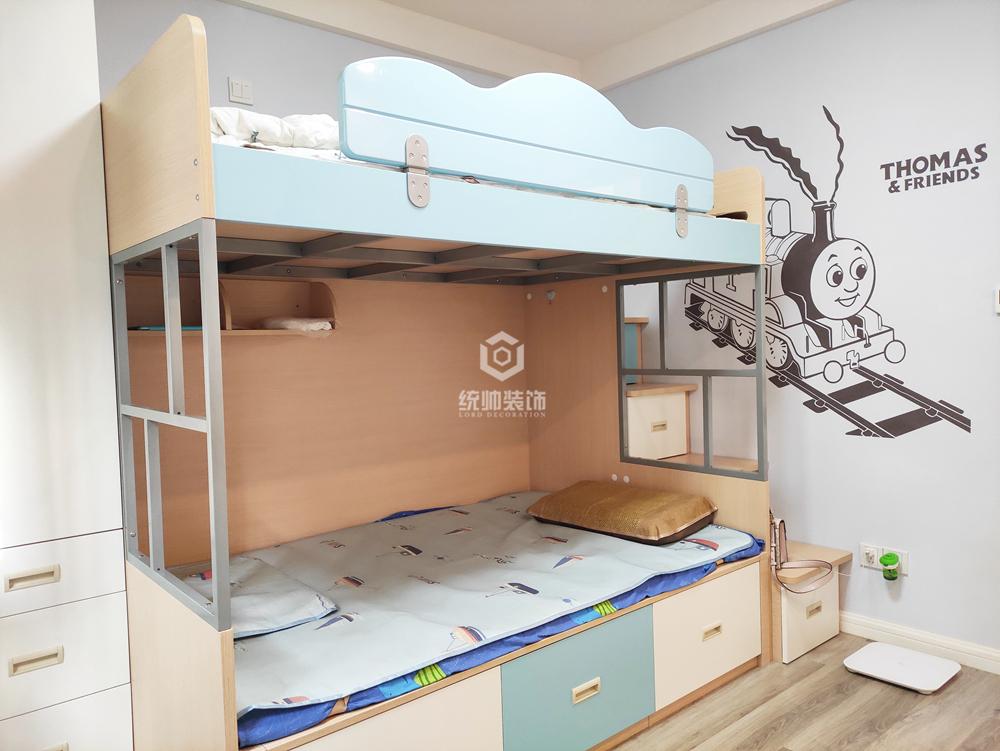 浦東新區梅園三街坊90平現代簡約兒童房裝修效果圖